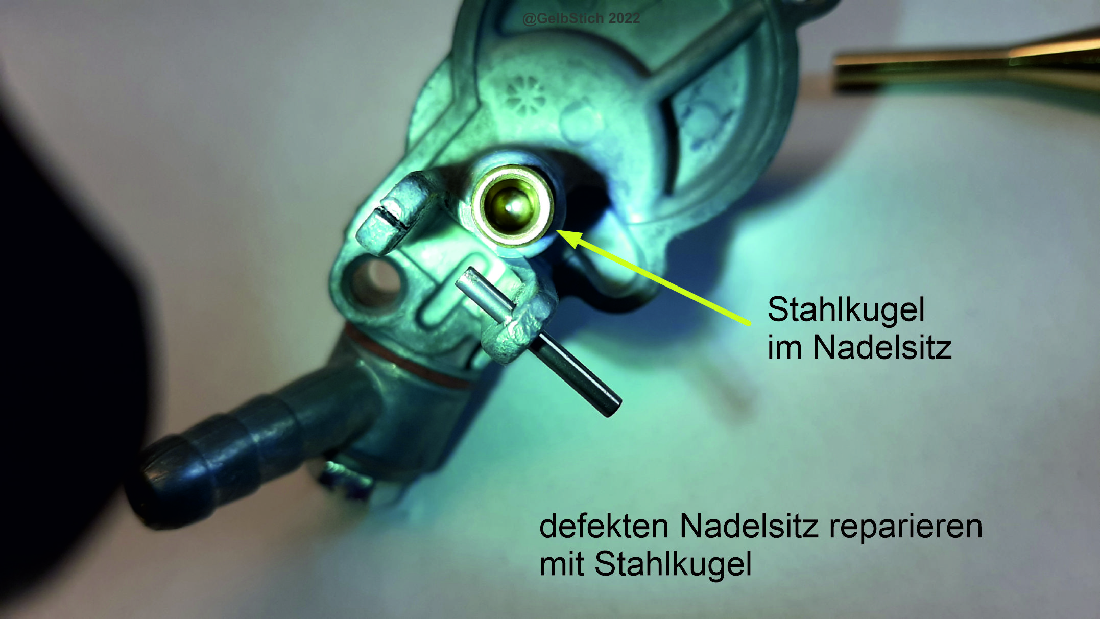 SI-Vergaser Stahlkugel im Nadelsitz.jpg